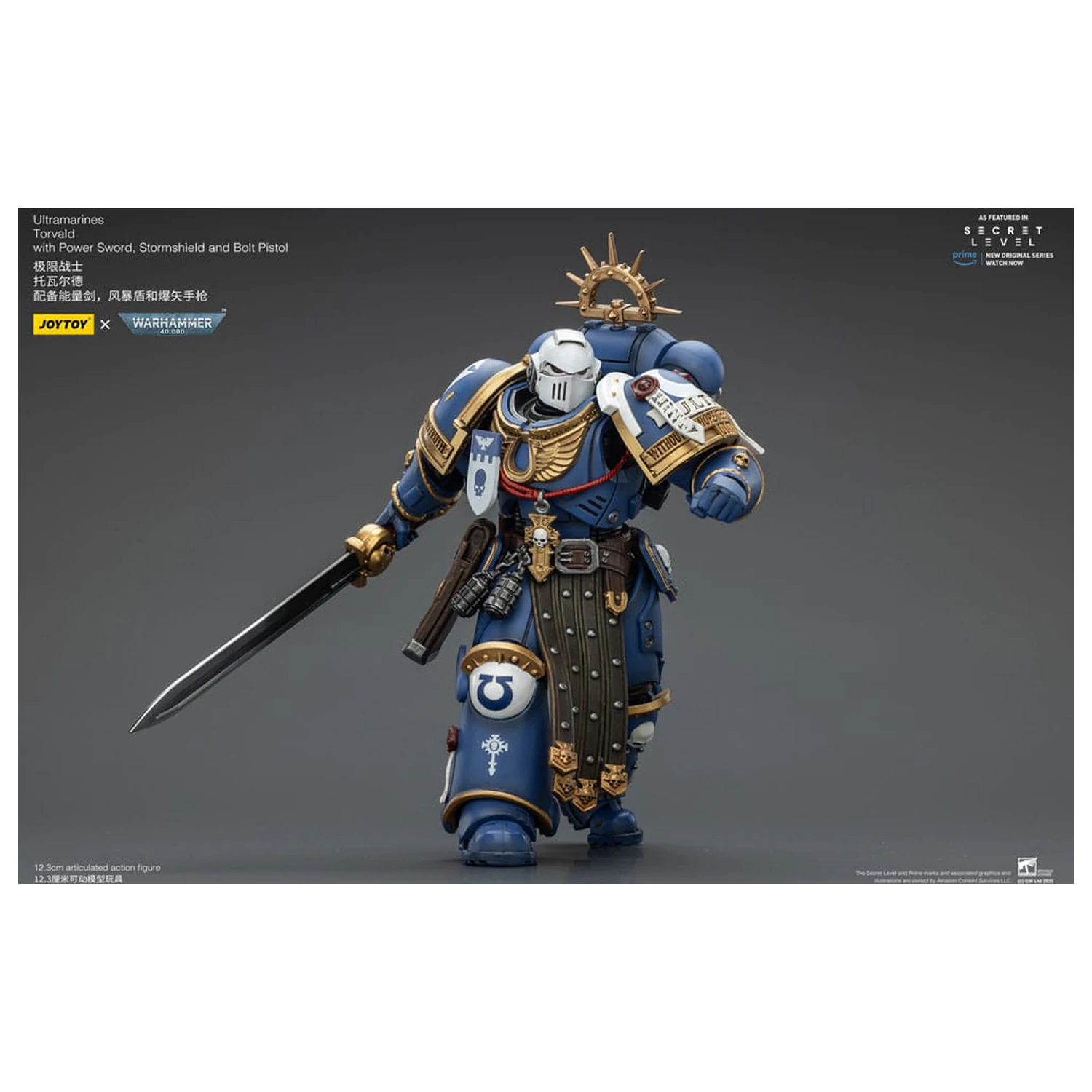 Warhammer 40,000 Action Figur Ultramarines Torvald mit Power Sword, Stormshield und Bolt Pistol 13 cm Produktfoto