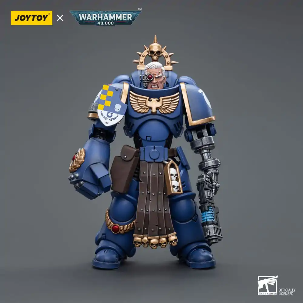Warhammer 40k Actionfigur 1/18 Ultramarines Lieutenant with Power Fist 12 cm Produktfoto