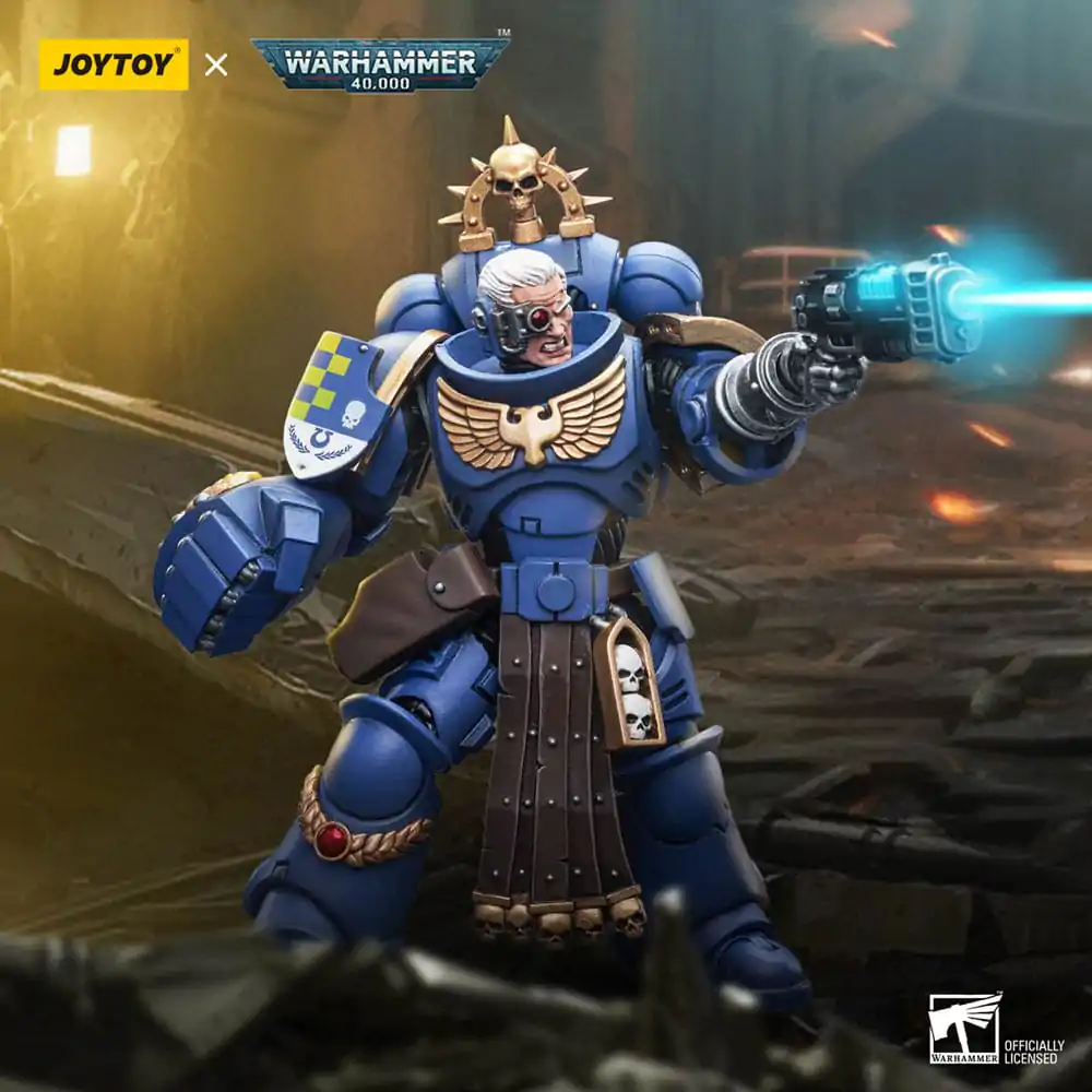 Warhammer 40k Actionfigur 1/18 Ultramarines Lieutenant with Power Fist 12 cm Produktfoto