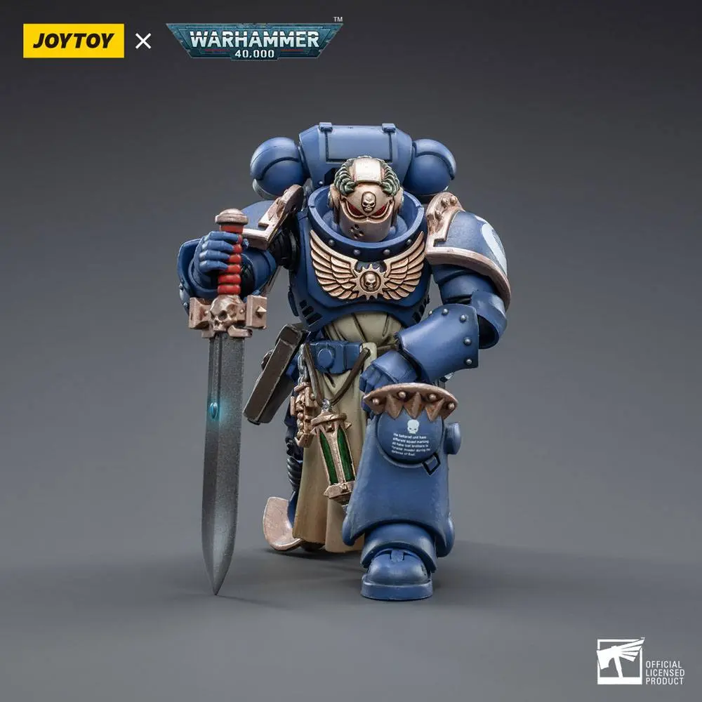 Warhammer 40k Actionfigur 1/18 Ultramarines Primaris Company Champion 12 cm Produktfoto