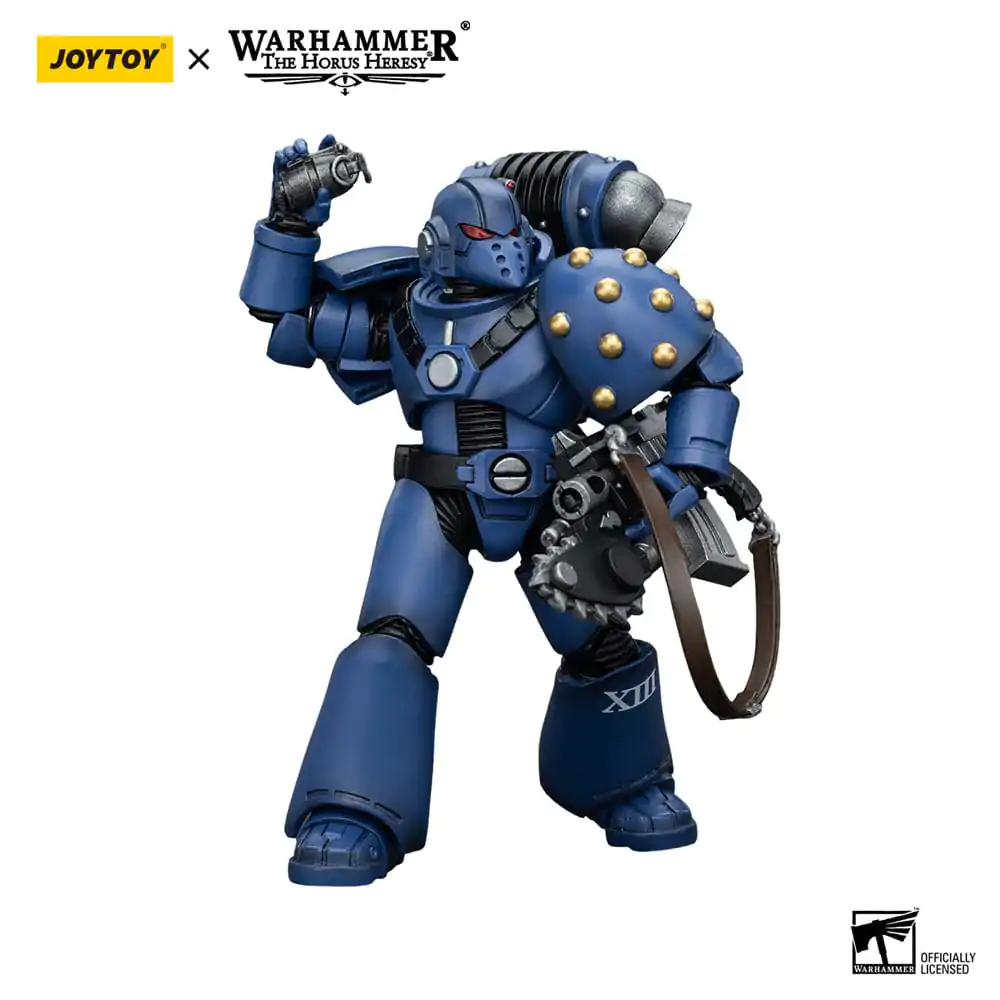 Warhammer The Horus Heresy Actionfigur 1/18 Ultramarines MK VI Tactical Squad Legionary with Bolter & Chainblade 12 cm termékfotó