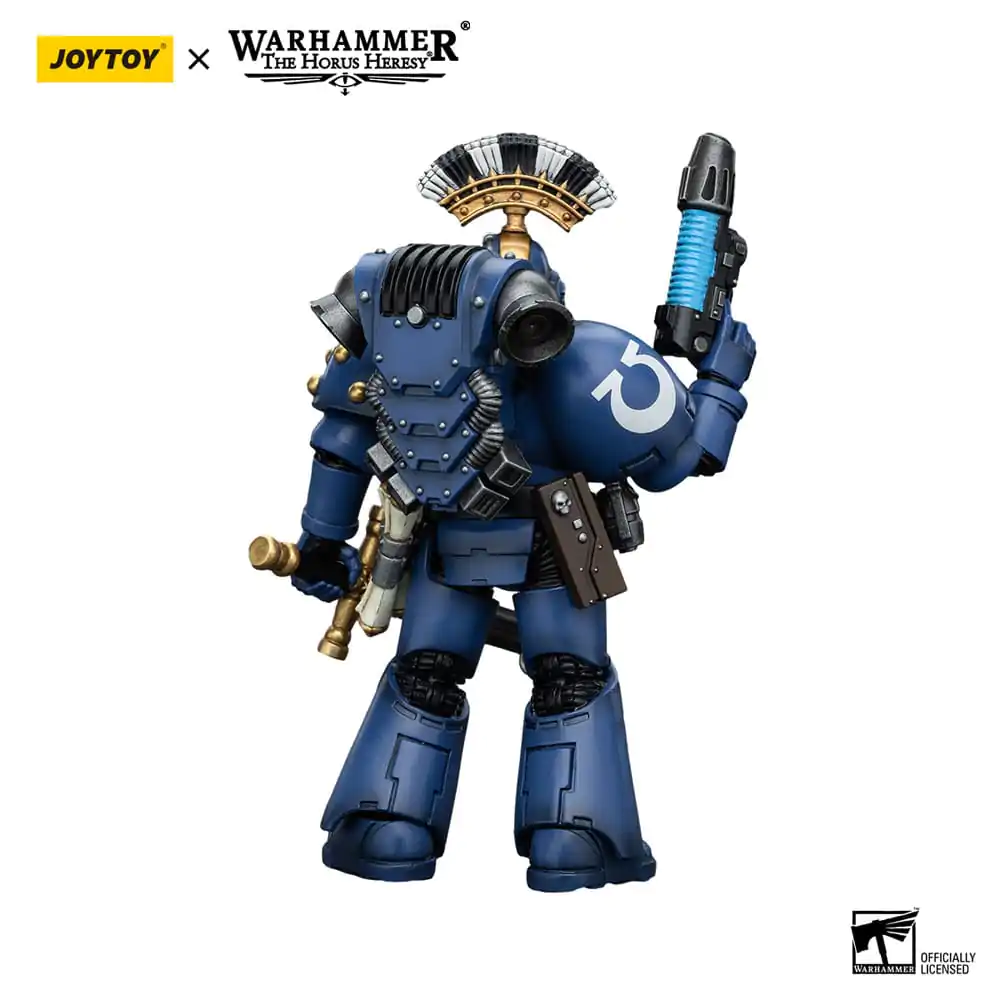 Warhammer The Horus Heresy Actionfigur 1/18 Ultramarines MK VI Tactical Squad Sergeant with Plasma Pistol and Power Sword 12 cm termékfotó