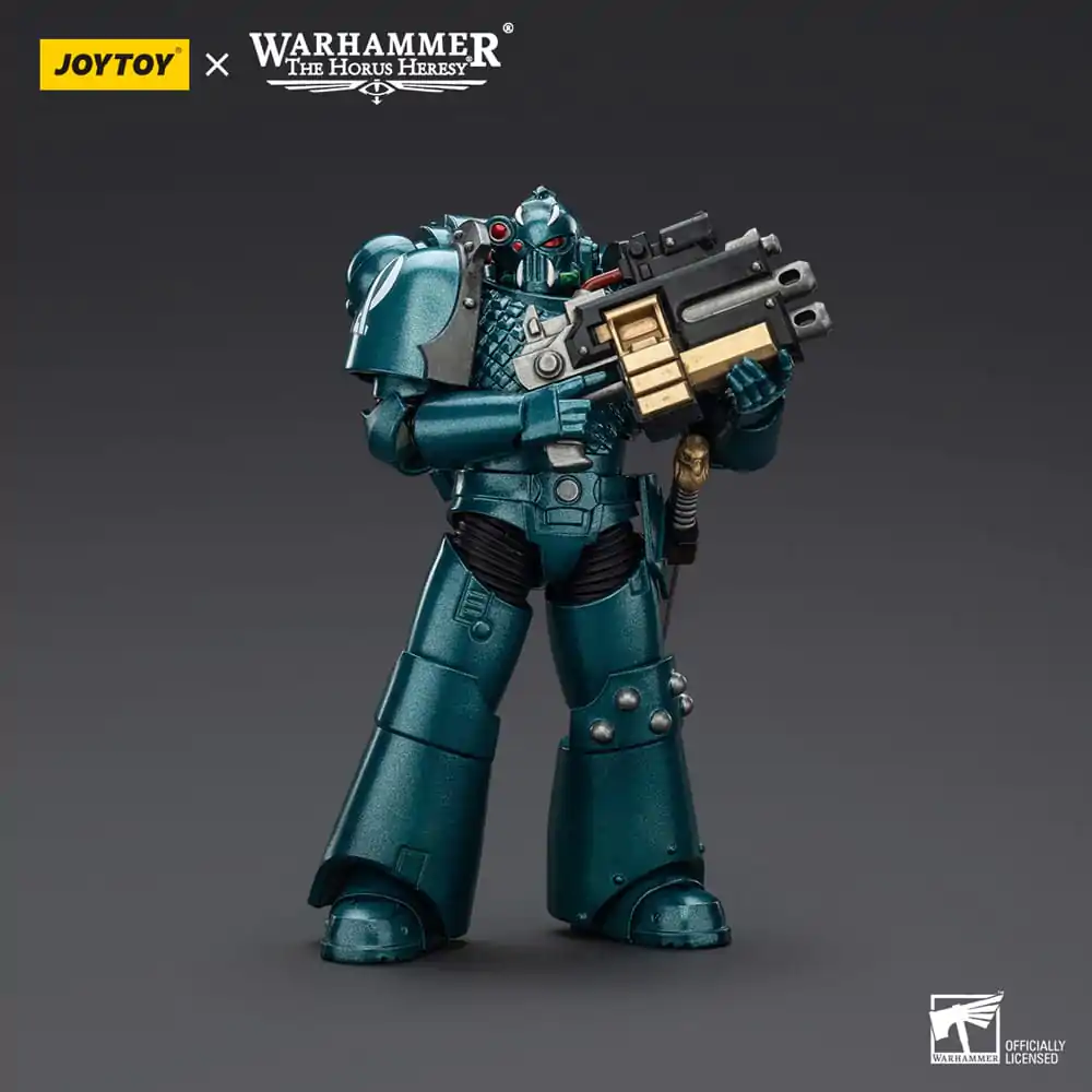 Warhammer The Horus Heresy Actionfigur Alpha Legion Head hunter With Banestrike Combi-Bolter And Power Dagger 20 cm Produktfoto