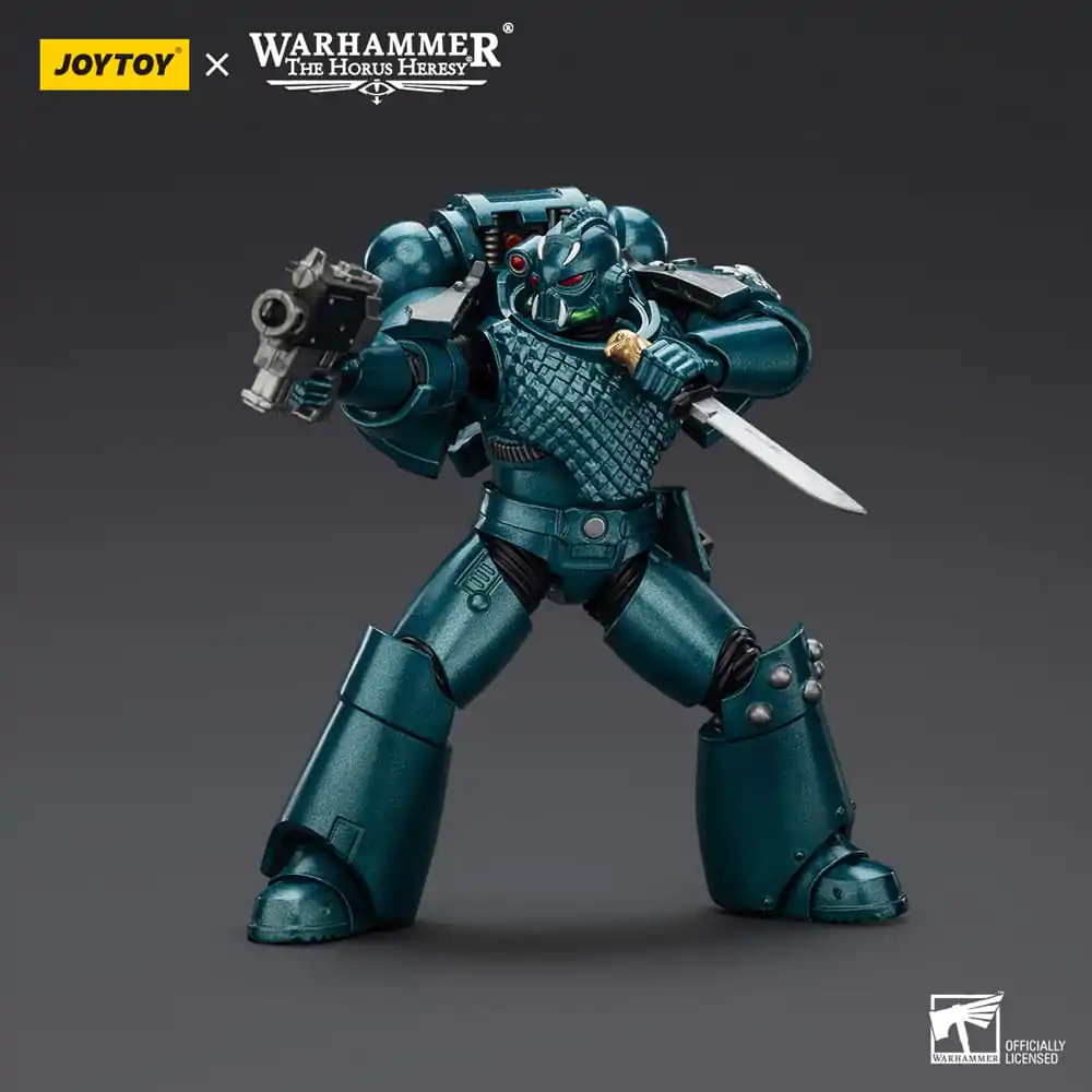 Warhammer The Horus Heresy Actionfigur Alpha Legion Head hunter With Banestrike Combi-Bolter And Power Dagger 20 cm Produktfoto
