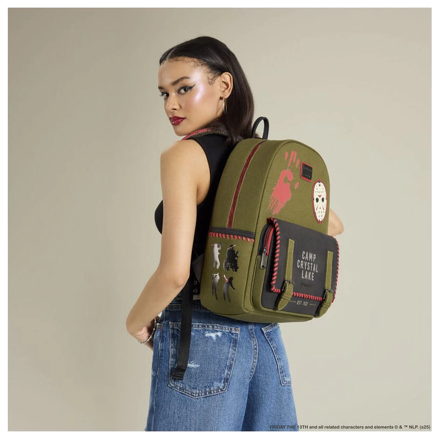 Warner Bros by Loungefly großer Rucksack Friday the 13th Produktfoto