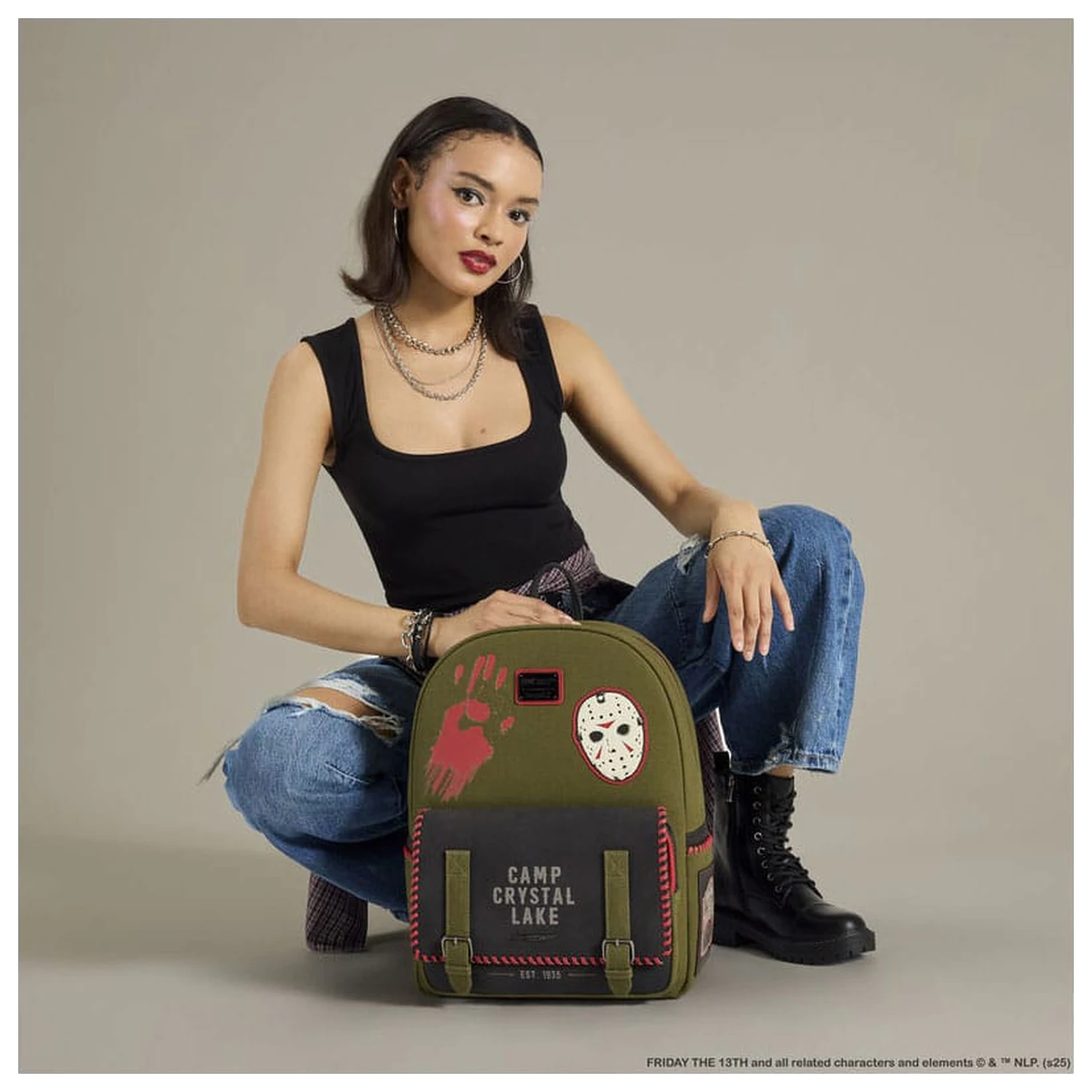 Warner Bros by Loungefly großer Rucksack Friday the 13th Produktfoto
