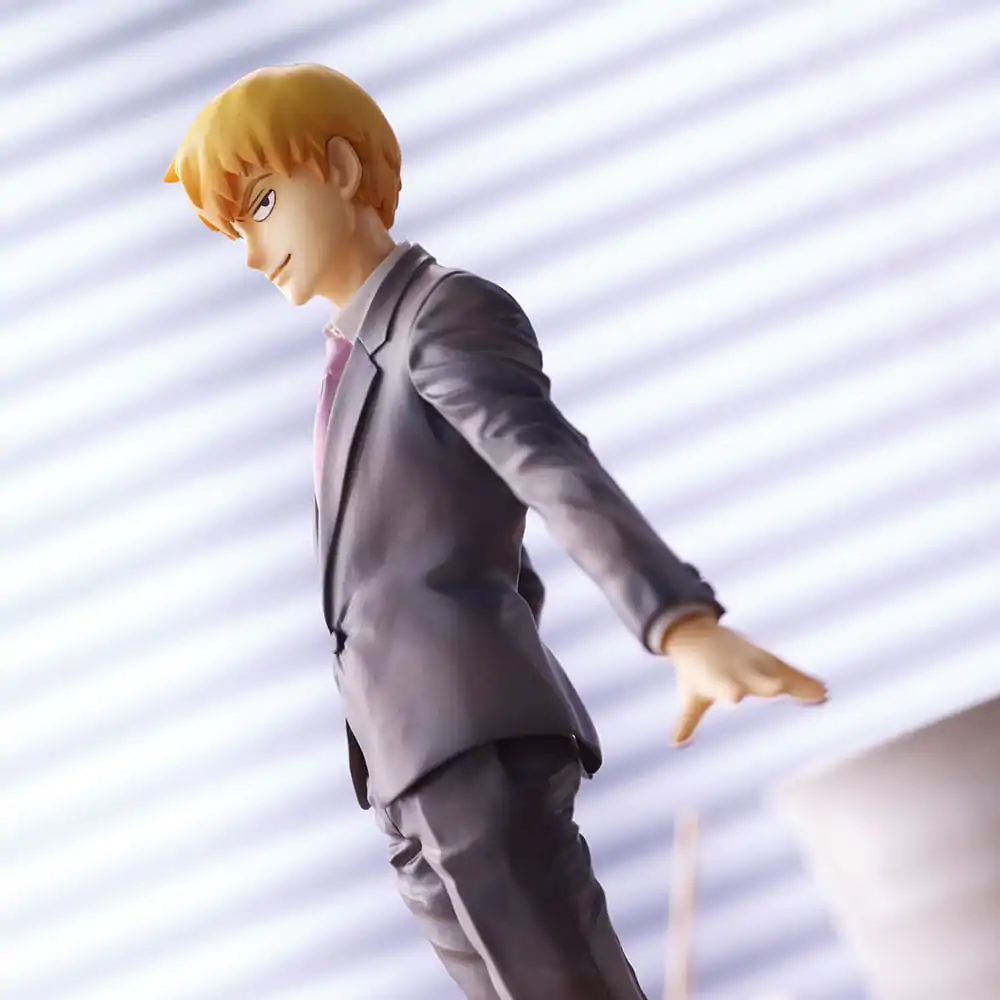 Mob Psycho 100 III Statue PVC Reigen Arataka Resale 24 18 cm termékfotó