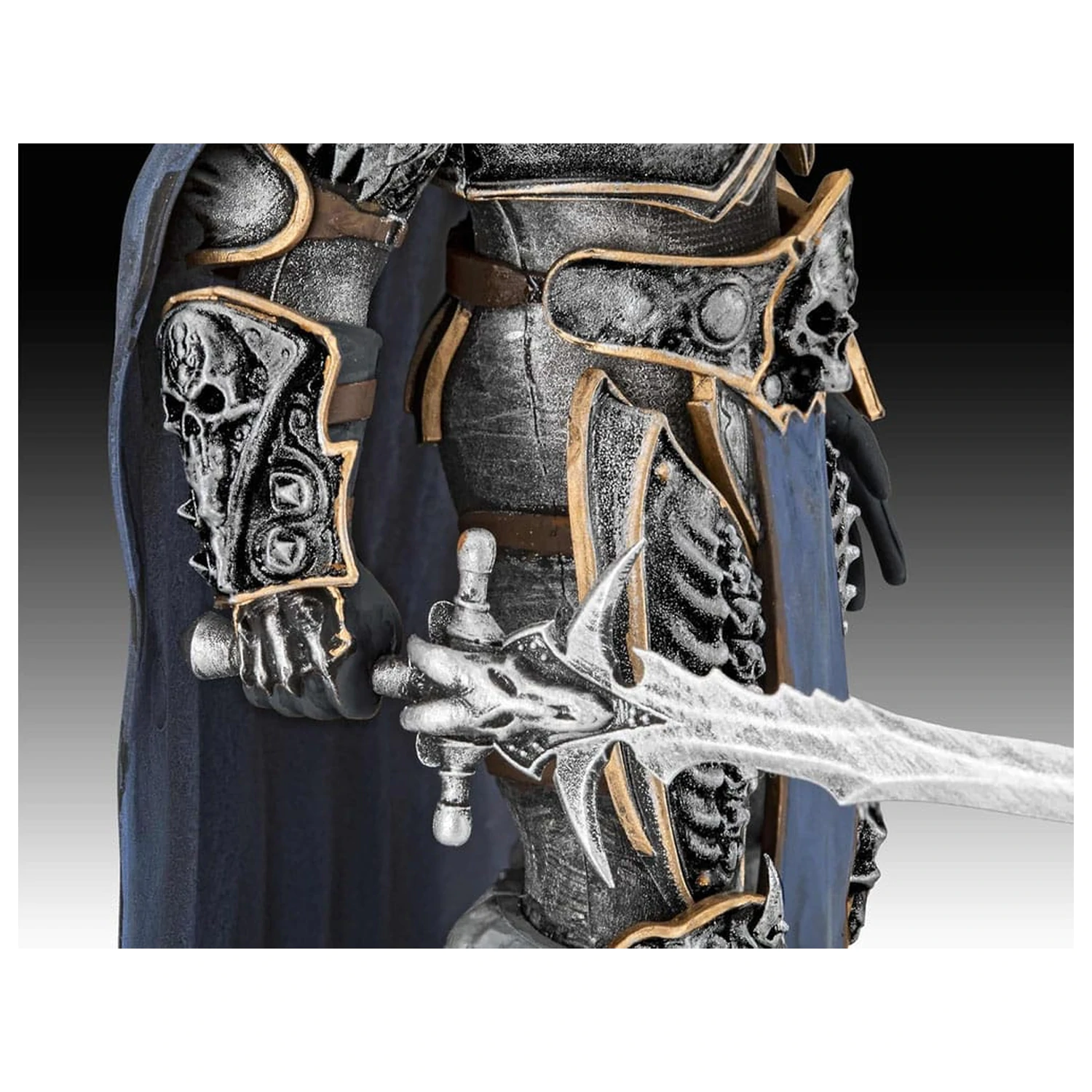 World of Warcraft Modellbausatz Geschenkset 1/16 The Lich King 13 cm Produktfoto