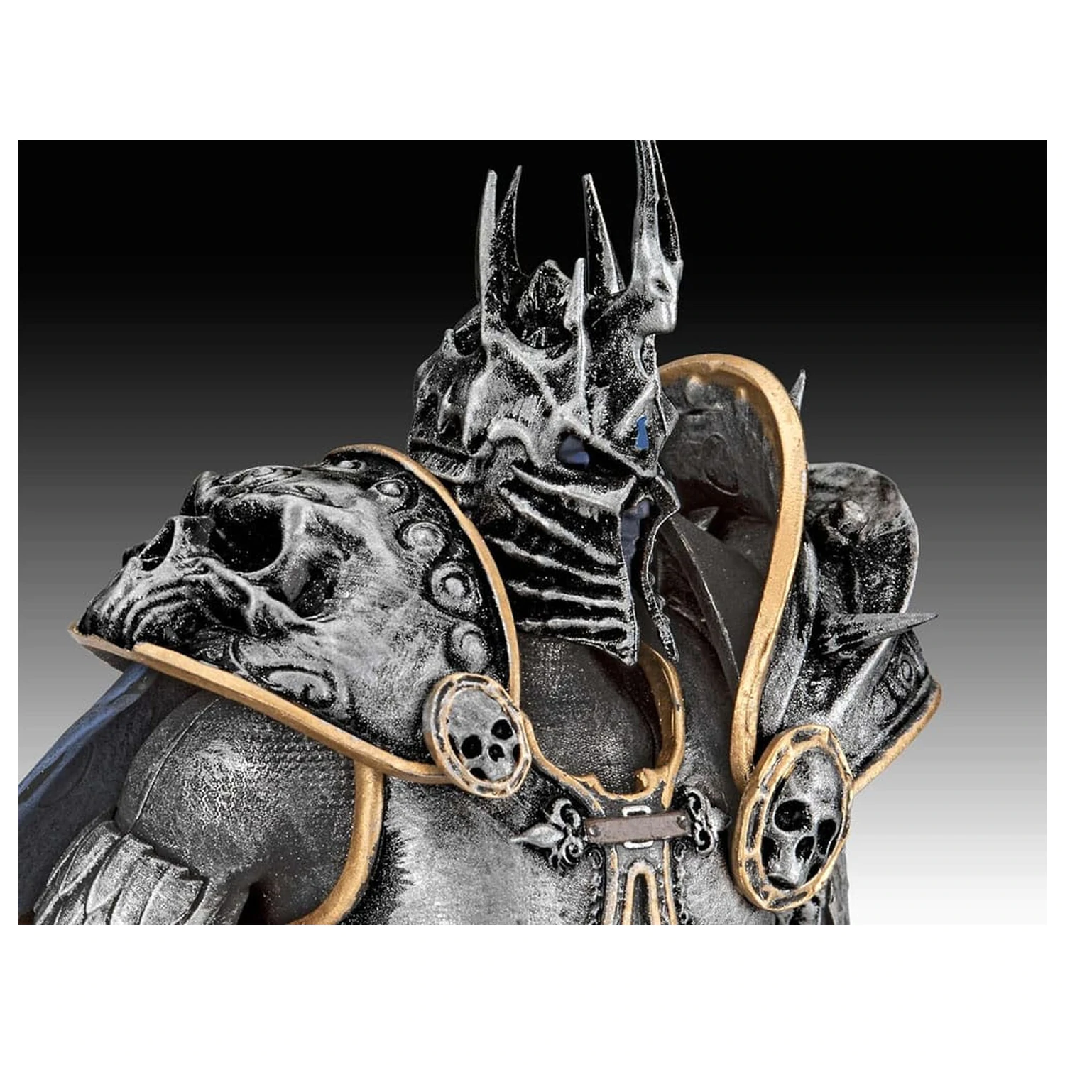 World of Warcraft Modellbausatz Geschenkset 1/16 The Lich King 13 cm Produktfoto