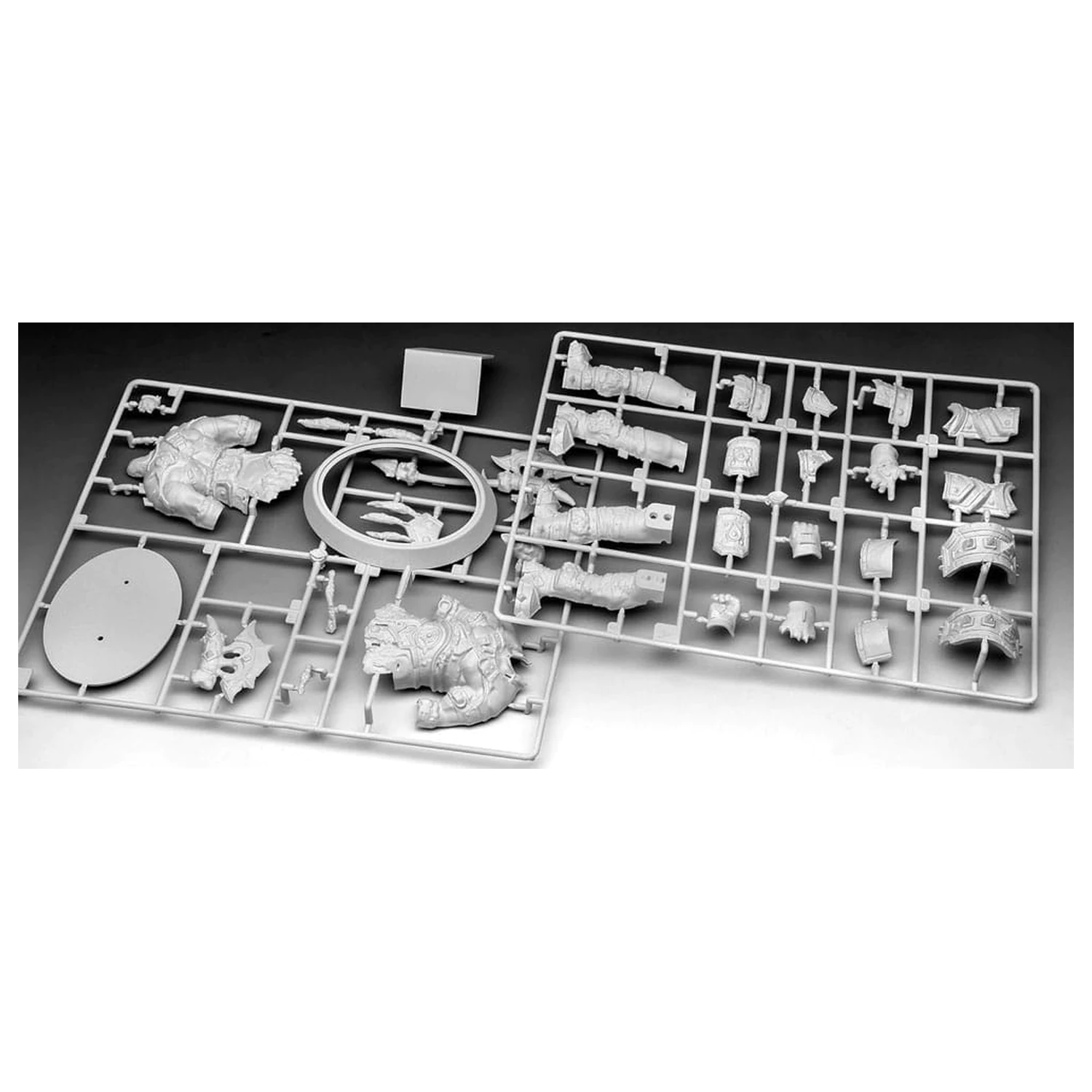 World of Warcraft Modellbausatz Geschenkset 1/16 The Orc Thrall 13 cm Produktfoto