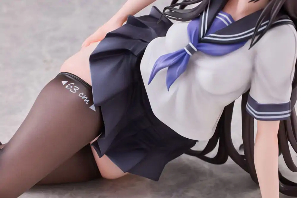 World Where the Thickness of a Girl's Thighs is Equal to Her Social Status Statue 1/5 Iroha Shishikura 14 cm Produktfoto