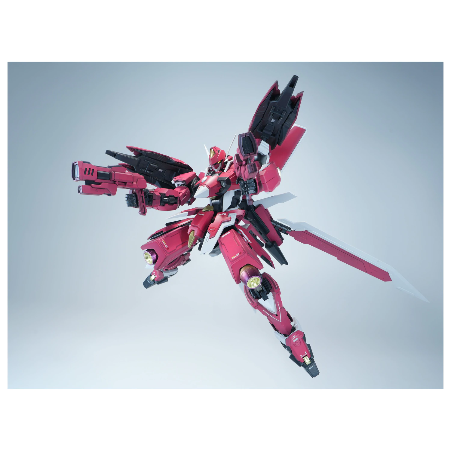 X-PLAY J-20 Cang Wei Crimson Flowing Gold Modellbausatz 21cm Produktfoto