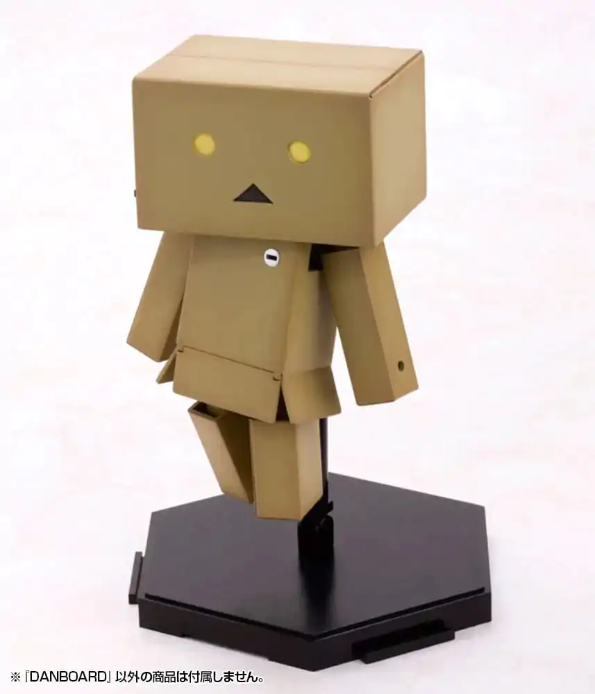 Yotsubato! Kunststoff Modellbausatz Danboard 13 cm Produktfoto