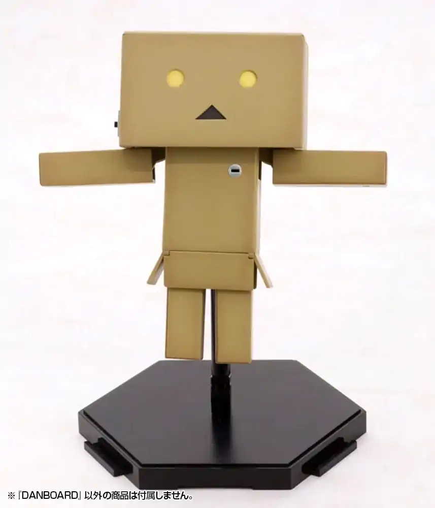 Yotsubato! Kunststoff Modellbausatz Danboard 13 cm Produktfoto