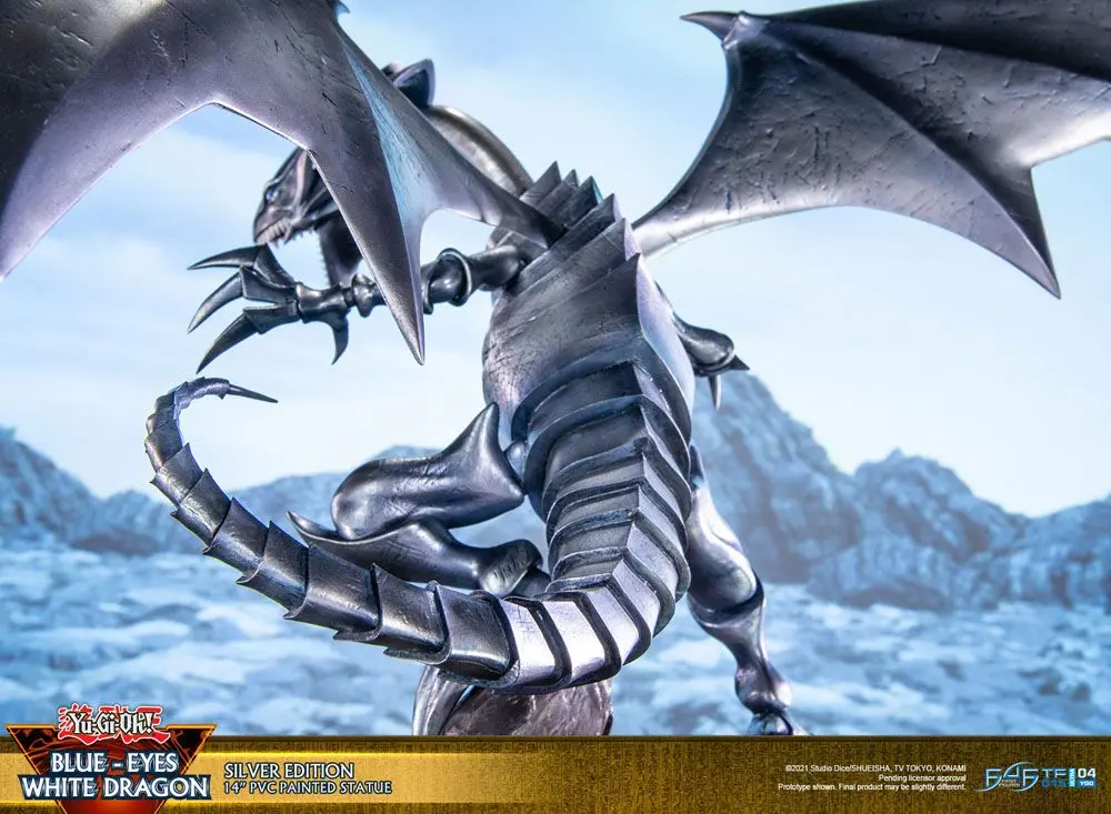 Yu-Gi-Oh! PVC Statue Blue-Eyes White Dragon Silver Edition 35 cm Produktfoto