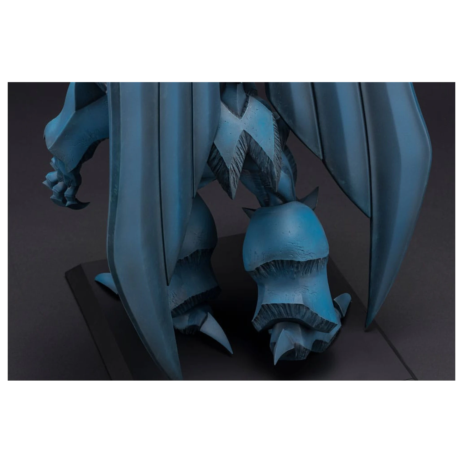 Yu-Gi-Oh! Statue Obelisk the Tormentor Egyptian God 35 cm Produktfoto