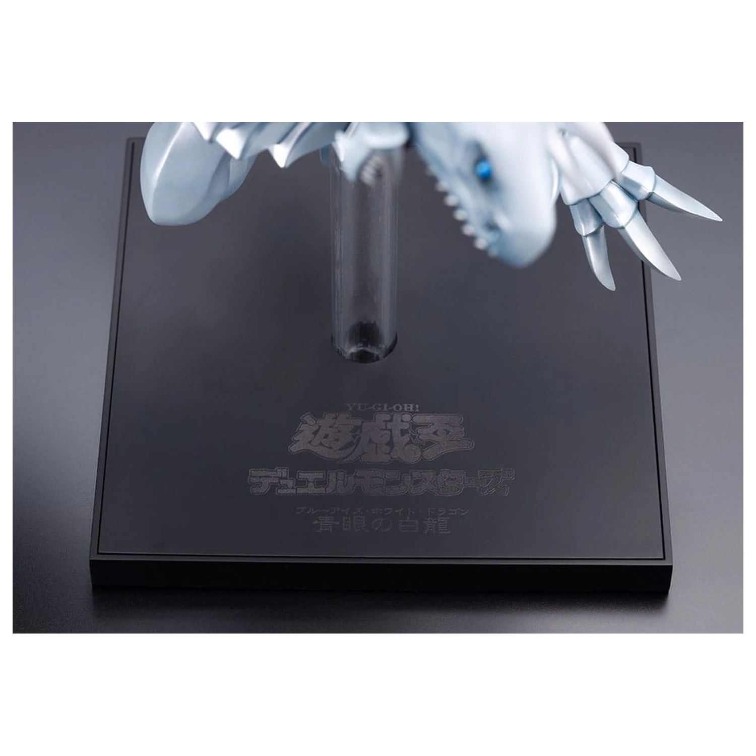 Yu-Gi-Oh! Oshi Works Statue Blue-Eyes White Dragon 25 cm Produktfoto