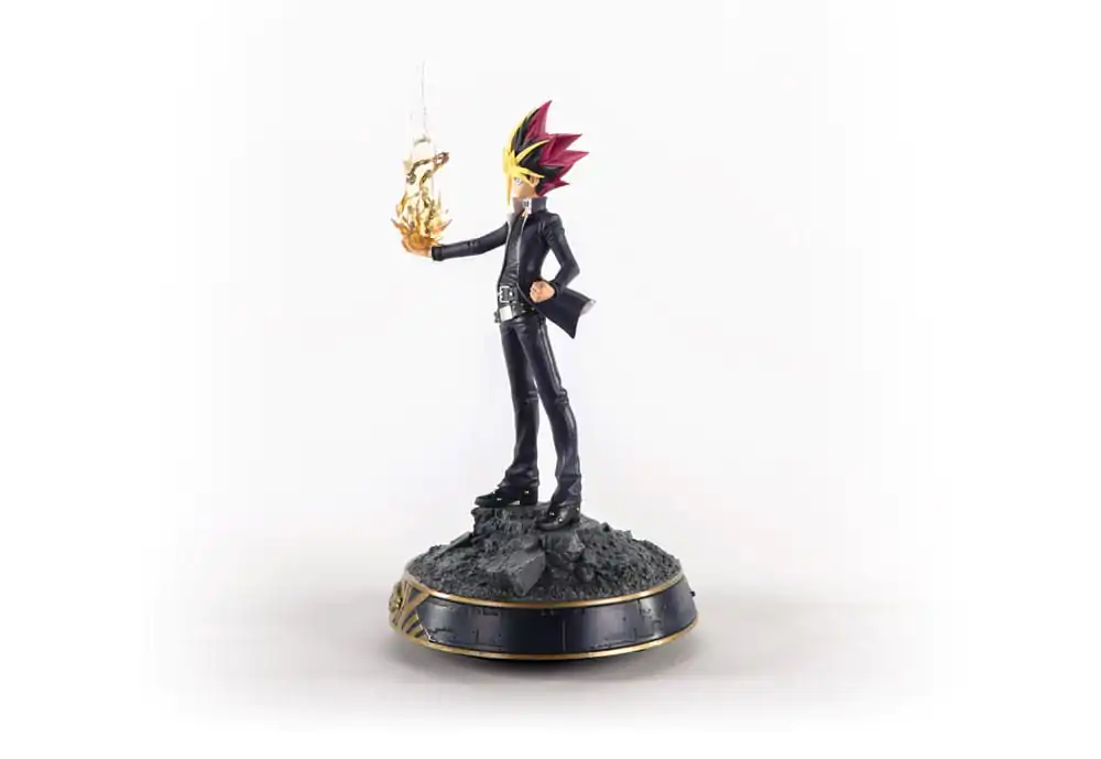 Yu-Gi-Oh! Statue Yami Yugi 31 cm Produktfoto