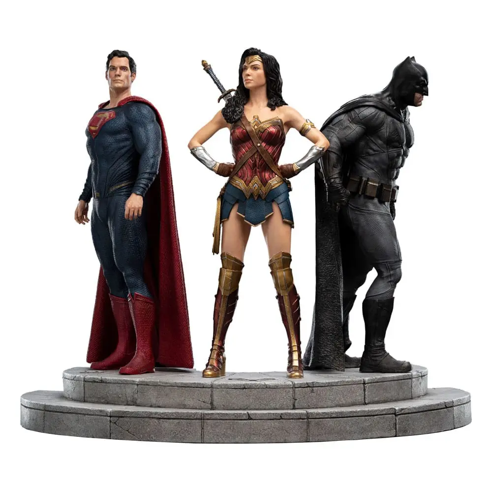 Zack Snyder's Justice League Statue 1/6 Wonder Woman 37 cm termékfotó