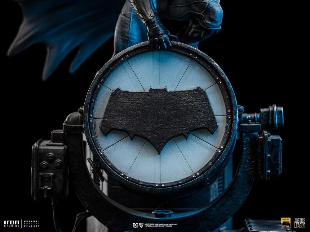 Zack Snyder's Justice League Deluxe Art Scale Statue 1/10 Batman on Batsignal 28 cm Produktfoto