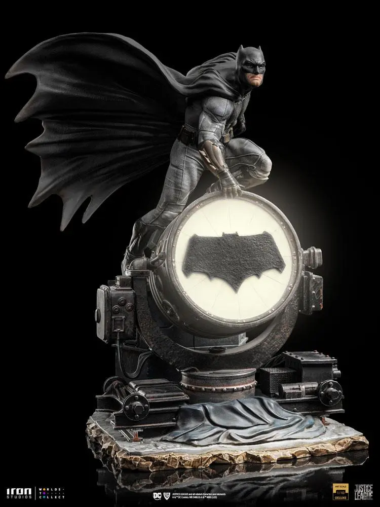Zack Snyder's Justice League Deluxe Art Scale Statue 1/10 Batman on Batsignal 28 cm Produktfoto