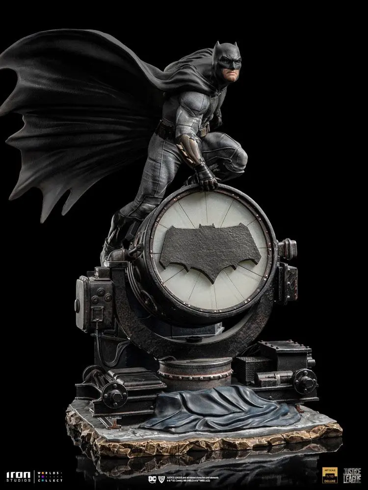 Zack Snyder's Justice League Deluxe Art Scale Statue 1/10 Batman on Batsignal 28 cm Produktfoto
