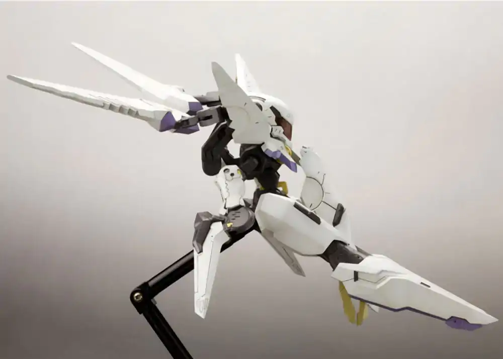 Zone of the Enders The 2nd Runner Plastic Model Kit Vic Viper 18 cm Produktfoto