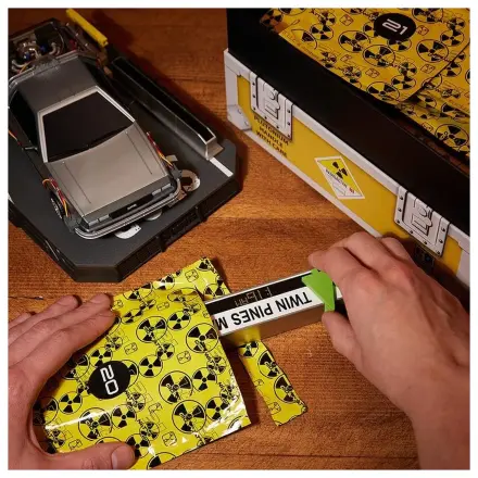 Back to the Future DeLorean Model Kit Adventskalender Produktfoto