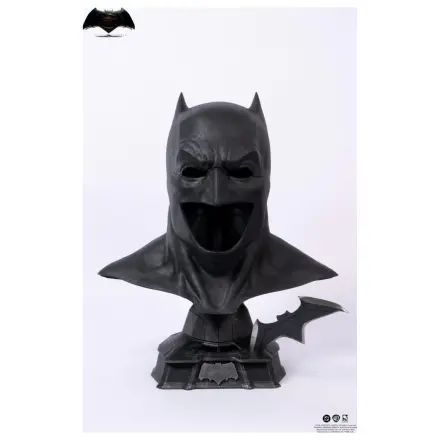 Batman v Superman Batman Cowl Nachbildung 1/1 51 Zentimeter Produktfoto