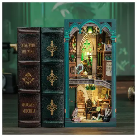 BOOK NOOK KIT DIY Darkness Common Room 150 Dezibel + LED Licht Bausatz Produktfoto