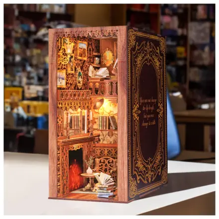 BOOK NOOK KIT DIY Eternal Bookstore 172 Teile + LED Licht Produktfoto