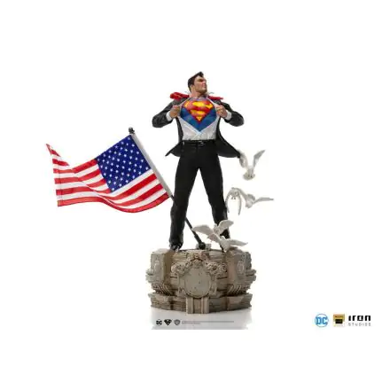 DC Comics Deluxe Art Scale Statue 1/10 Clark Kent 29 cm Produktfoto