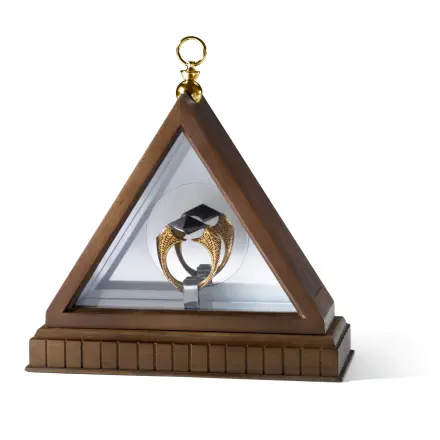 Harry Potter Replik 1/1 Lord Voldemorts Horkrux Ring (vergoldet) Produktfoto