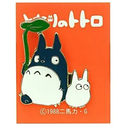 My Neighbor Totoro Pin klein und mittel Totoro mit Blatt Produktfoto
