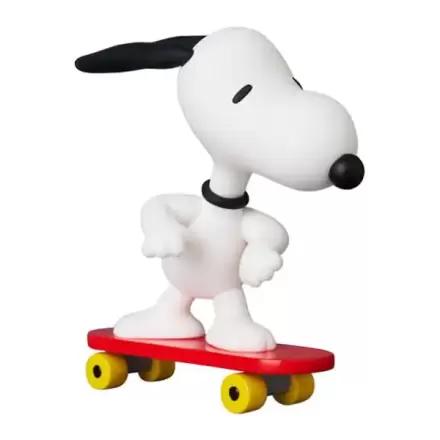 Peanuts UDF Serie 17 Minifgur Skateboard Snoopy 7 cm termékfotója