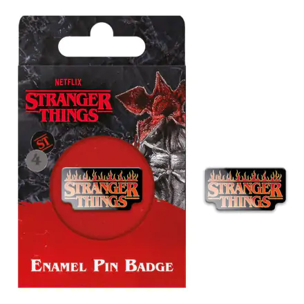 Stranger Things 4 Emaille Ansteck-Button Fire Logo termékfotója